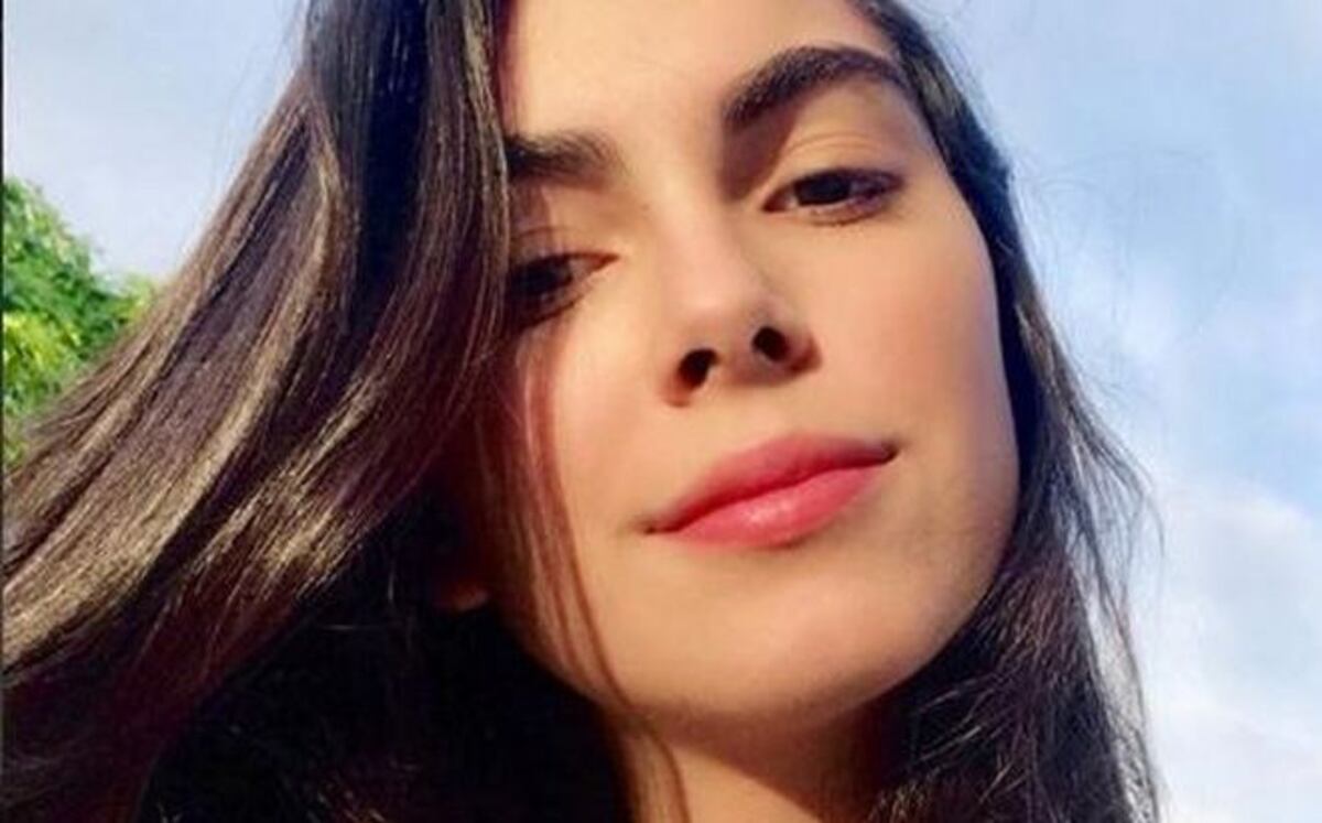 ¡PLEQUE PLEQUE!  La exCanta Conmigo reacciona sobre beca de ella y el  piloto