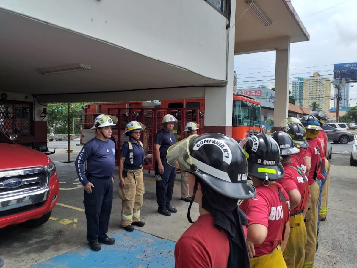 La compañía N°7 de los Bomberos de Panamá, celebran sus 66 años de Disciplina, Honor y Abnegación