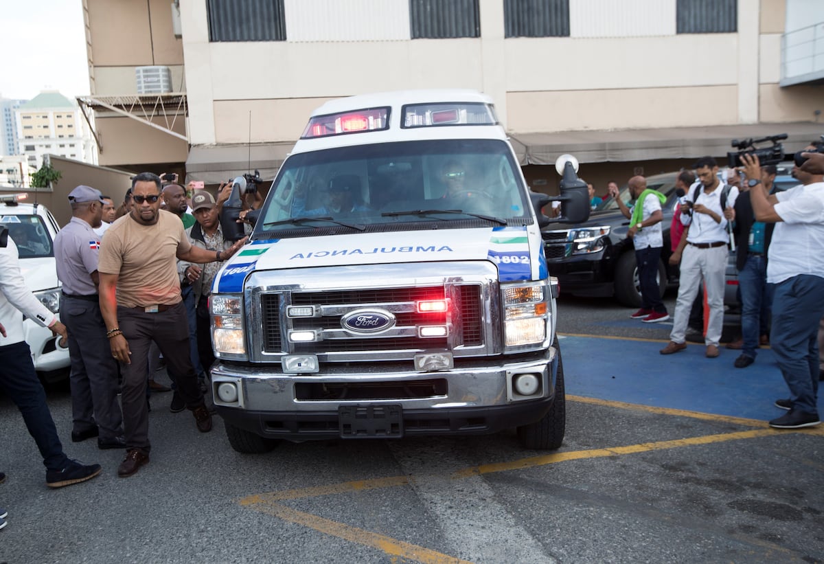 David Ortiz sale de hospital tras ser baleado