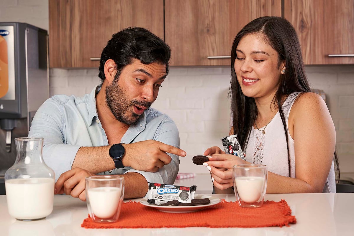 Adivina Adivinador: Dos íconos unidos. ¿Cuáles son?  Oreo y la película The Batman, se unen para llevar emoción a sus fanáticos