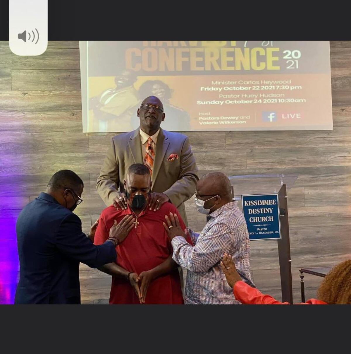 Oran por él. Gringo Man se hizo prueba de covid. Todo listo para su llegada a Panamá este jueves. Cantará en las dianas. Video