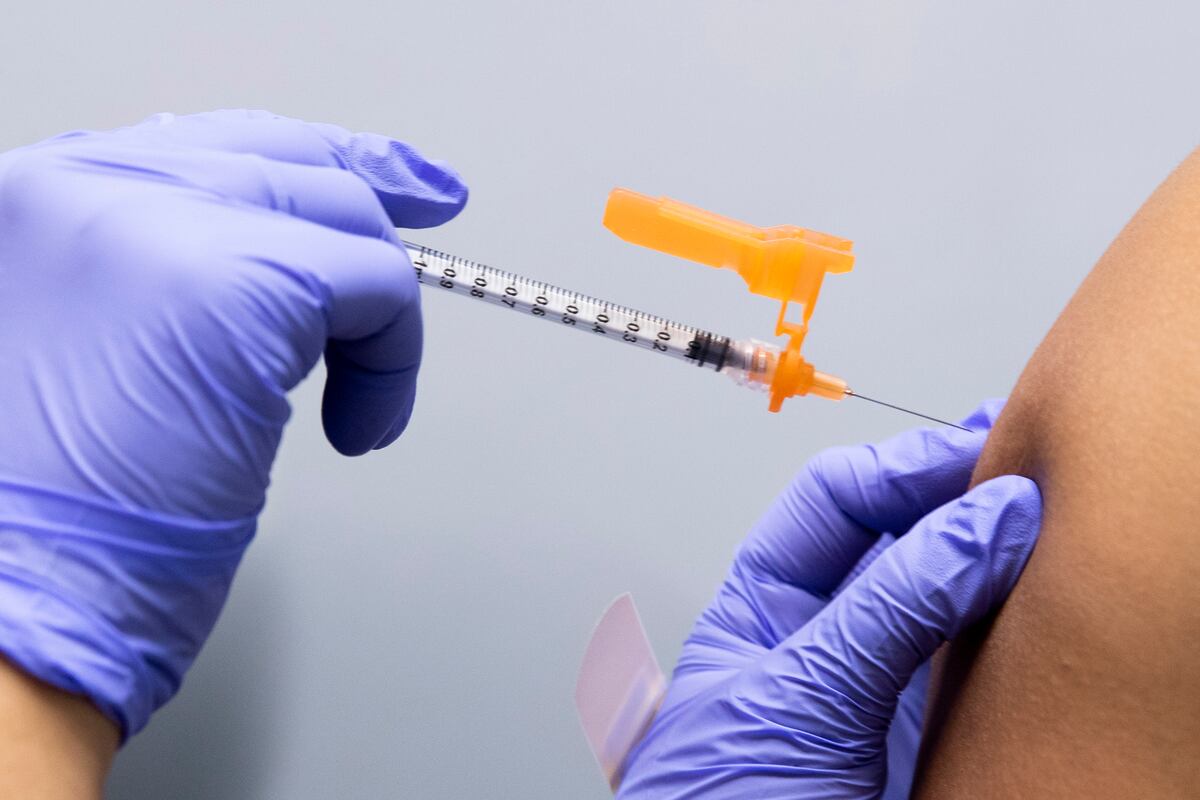 La FDA autoriza más dosis de la vacuna contra la viruela del mono