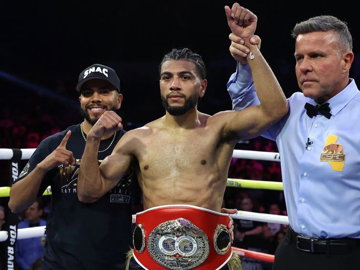 Raymond Muratalla retiene corona ligera: vence a Andy Cruz en pelea de lujo en Las Vegas
