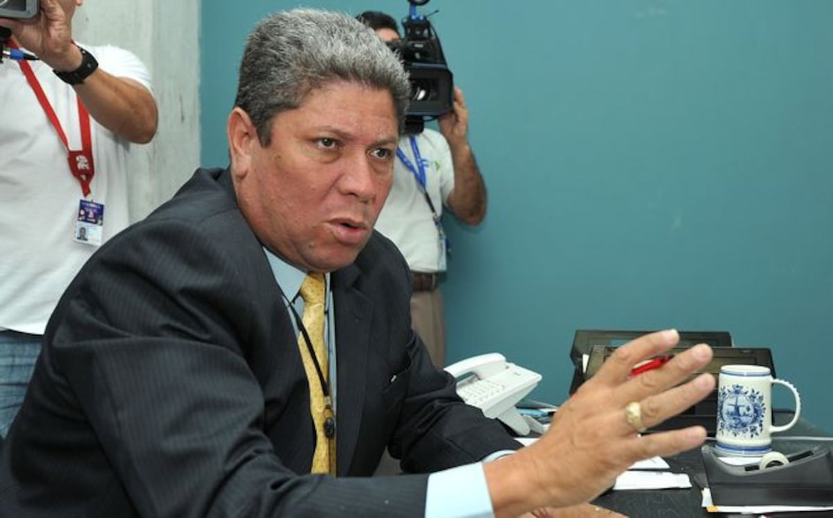 ¿Removerán a Franz Wever de la Asamblea?