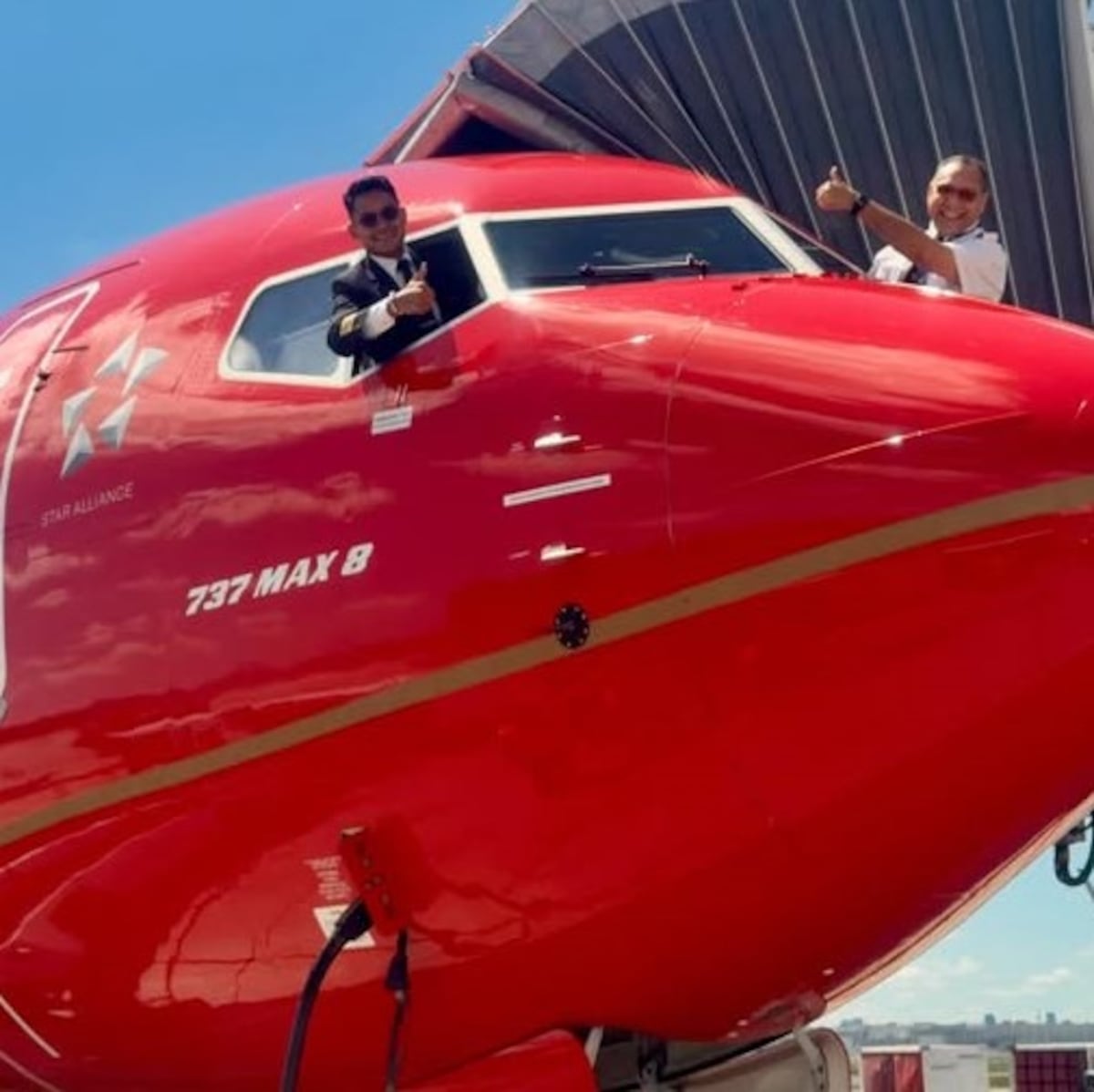 De los bollos de mamá a pilotear el avión de la Sele: Boakes Kelly llevó a Panamá rumbo al mundial