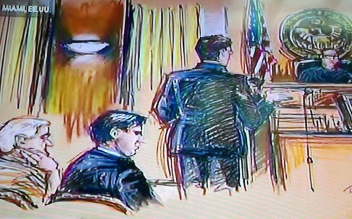 Canales del patio se pelean por dibujos de Martinelli