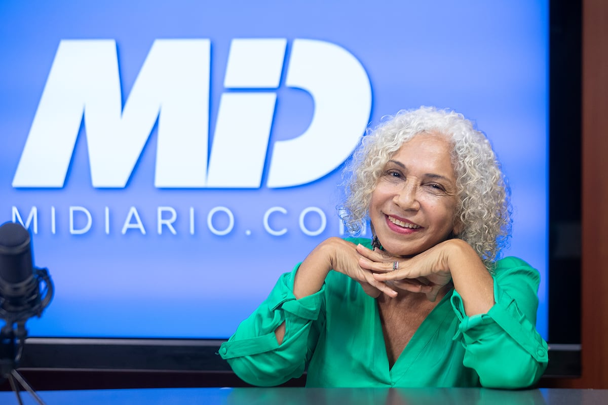 ‘Me dieron mi patadita’: Profe la Wachi revela cómo presuntamente la separaron de su cargo como educadora por sus videos virales+ VIDEO