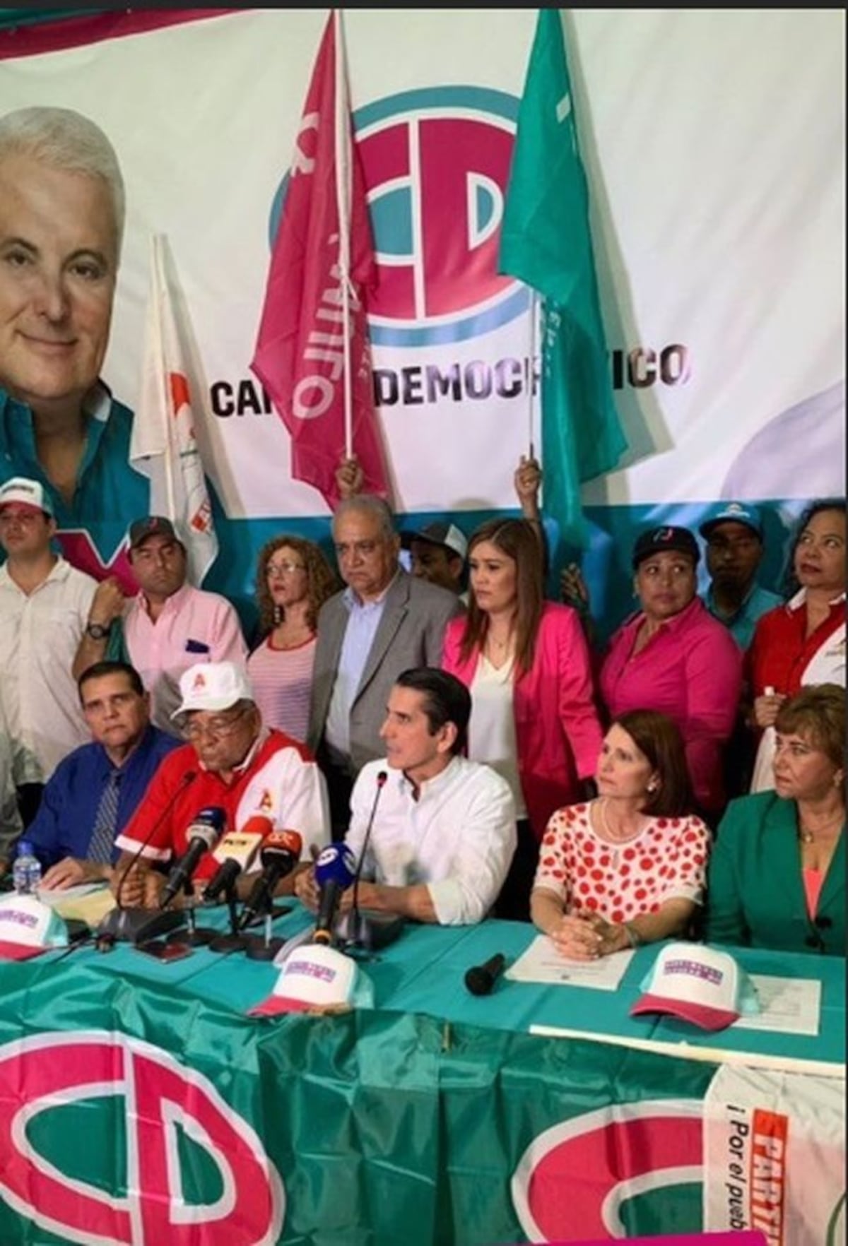 Tribunal Electoral se emberraca. Dice que hay quienes mienten 