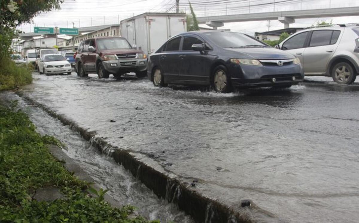 Agua potable se desperdicia en Tocumen