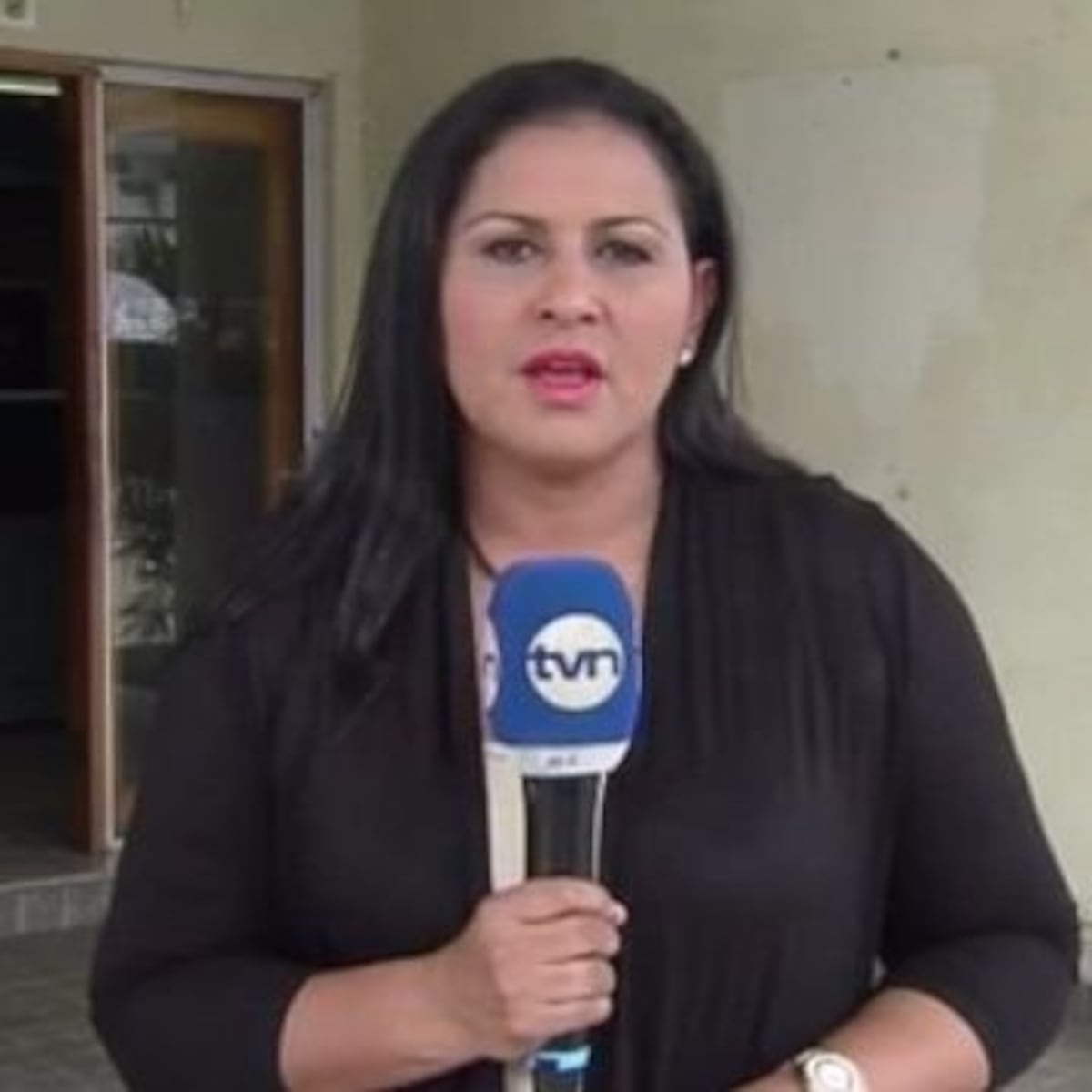 Periodista de TV confirma que resultó herida tras conocerse el fallo de absolución de Martinelli