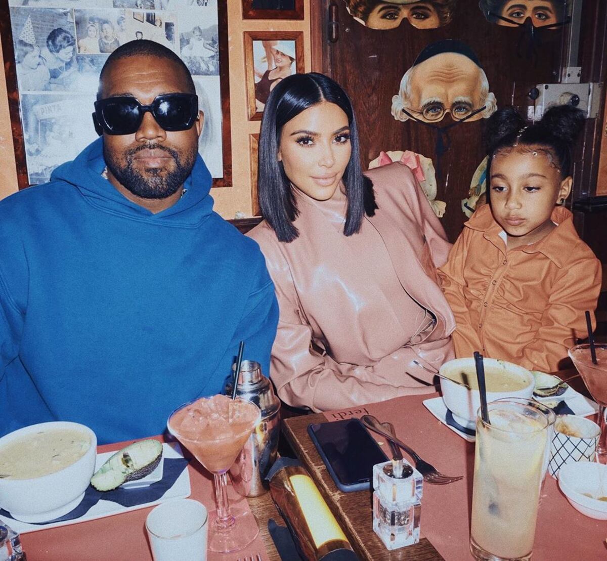 Kanye West le pide perdón a su esposa luego de revelar su intento de aborto