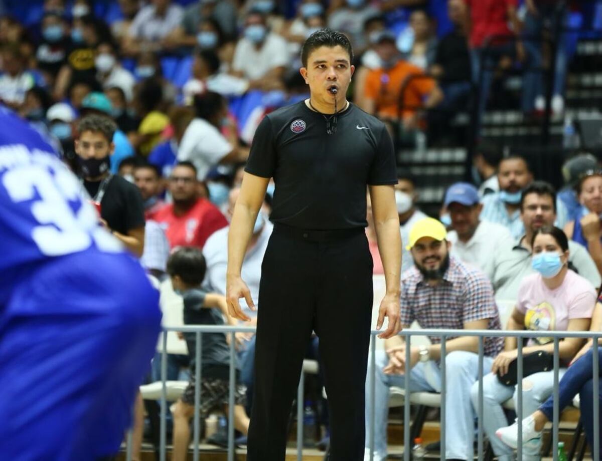 El árbitro panameño Julio Anaya estará en el Mundial de Baloncesto U19