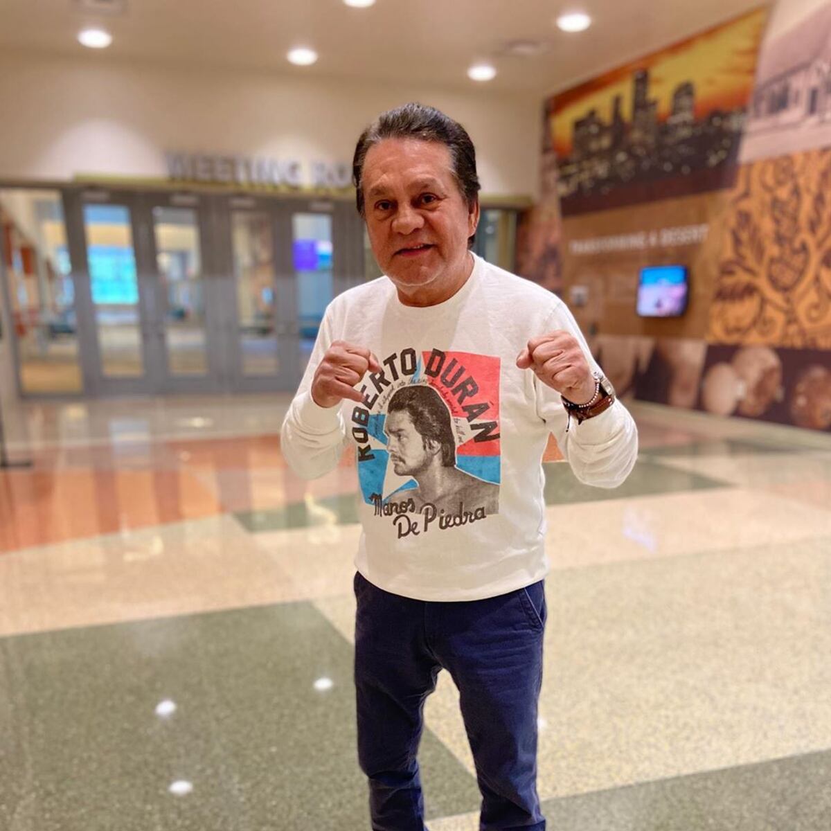 Buena esa, Cholo. Roberto Durán sale airoso del implante de marcapasos