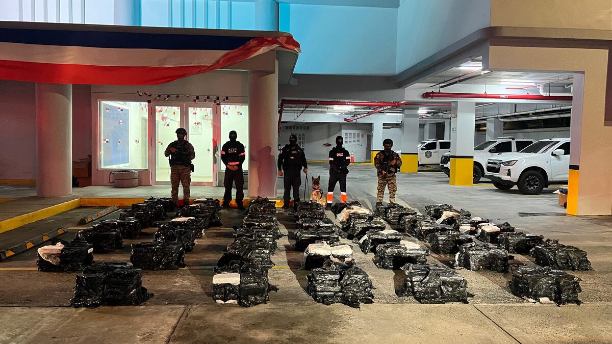 Colón siente el peso del Plan Firmeza con una tonelada de presunta droga incautada y ocho aprehendidos