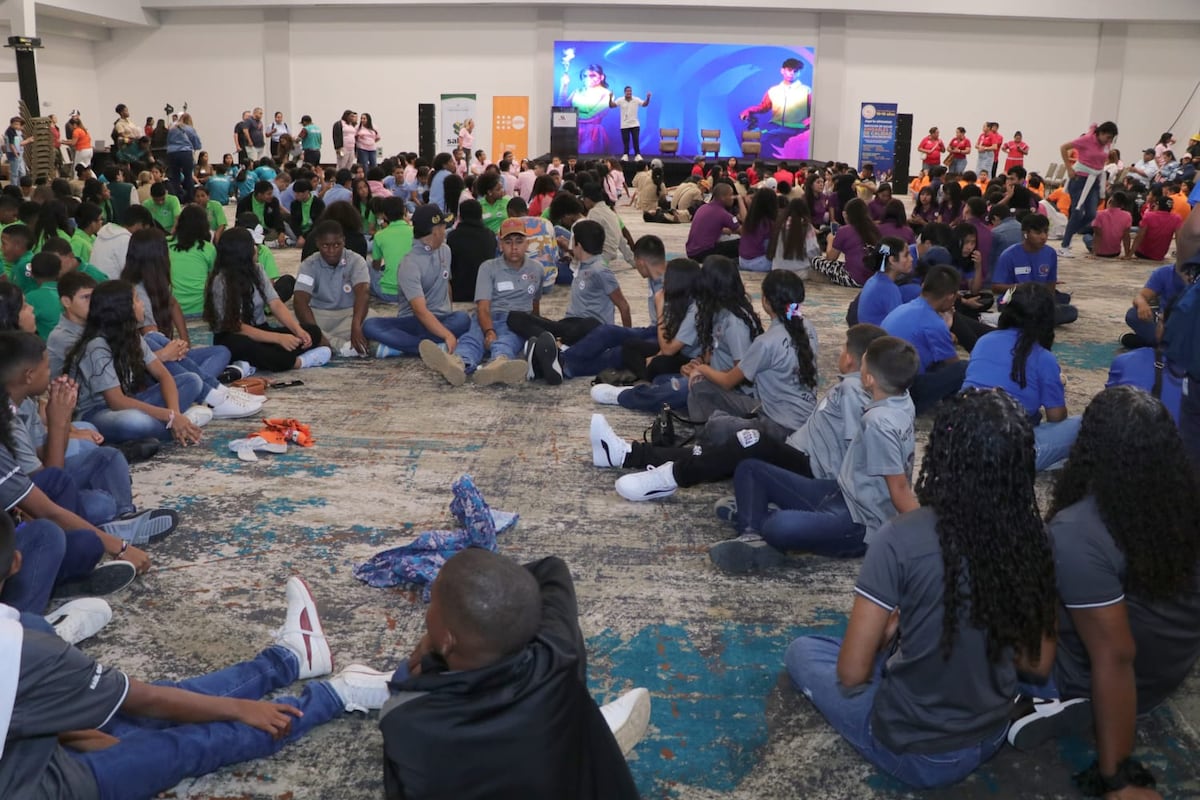 Jóvenes alzan la voz contra el vapeo