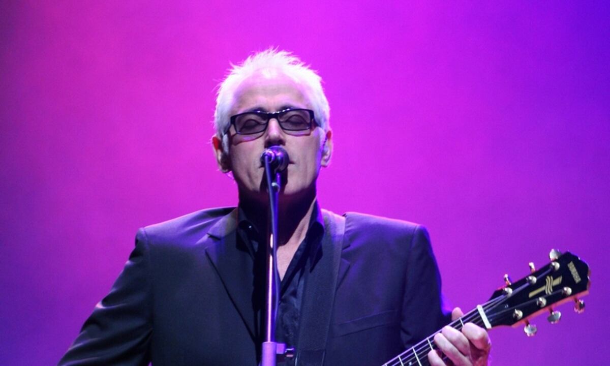 El cantante Yordano le dedica emotivo mensaje a hermano asesinado en Venezuela