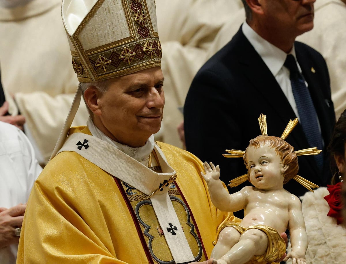 El papa León XIV felicita la Navidad en diez idiomas y lanza un firme llamado a la paz mundial