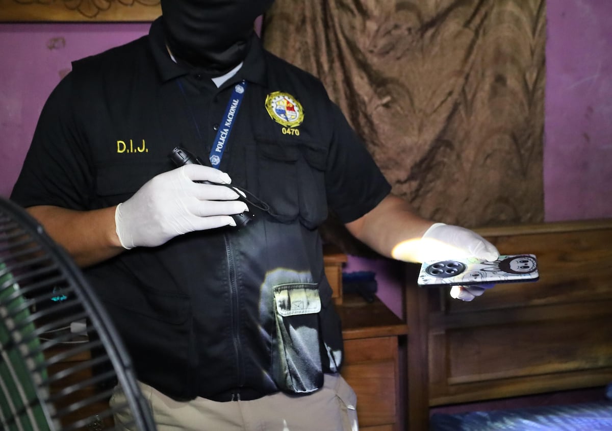 Usaba WhatsApp para promocionar niñas y mujeres por catálogo: hombre cae en San Miguelito por presunta trata de personas