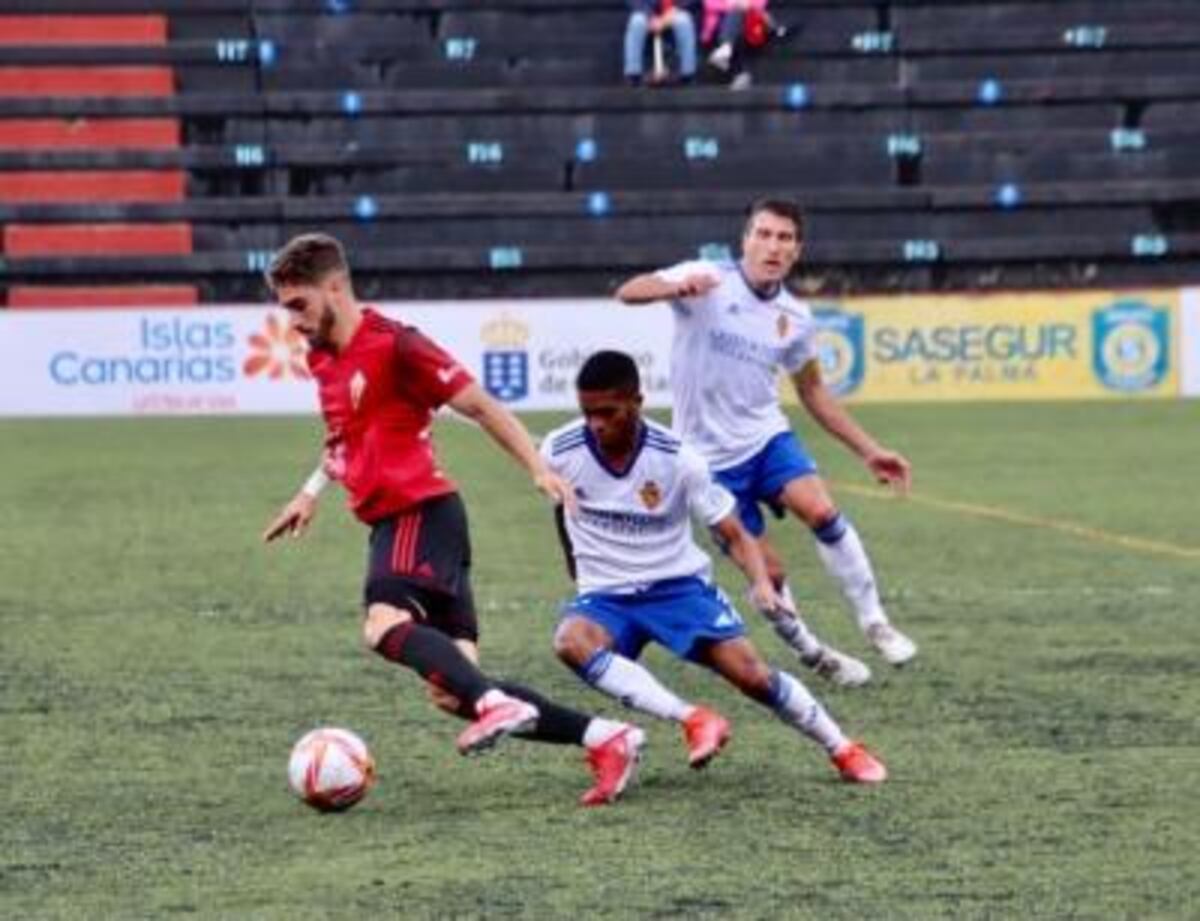 César Yanis le ayuda al Real Zaragoza a avanzar en la Copa del Rey