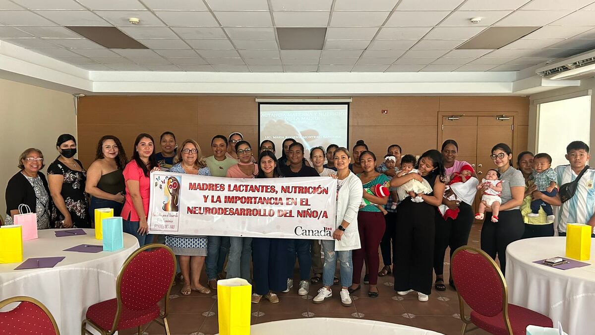 Apoyo y educación: Más de 150 madres lactantes transforman la vida de sus hijos