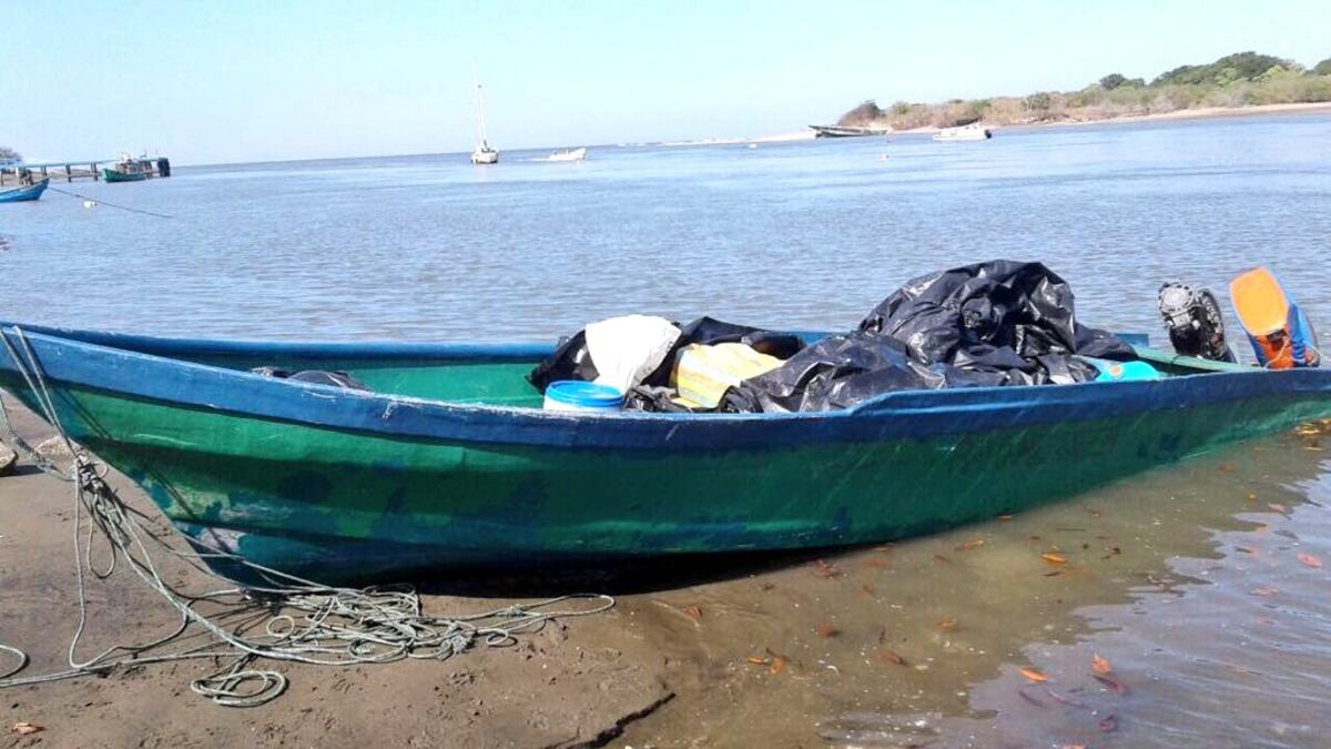 ¡Insisten! Narcos colombianos fueron atrapados con droga en Los Santos