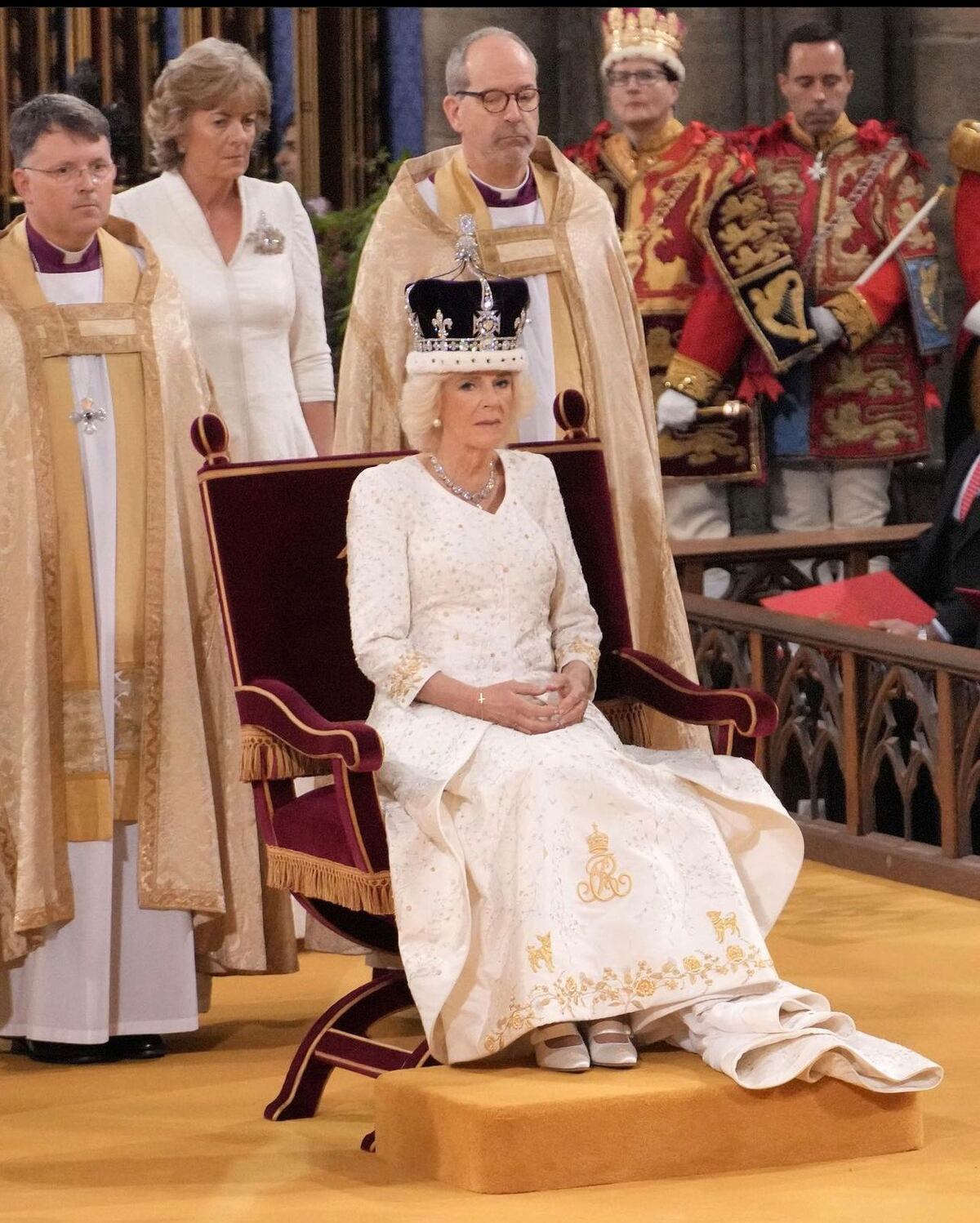 Camila es comparada con Clara Chía. ‘De amante a reina’. No perdonan los fanes de Diana