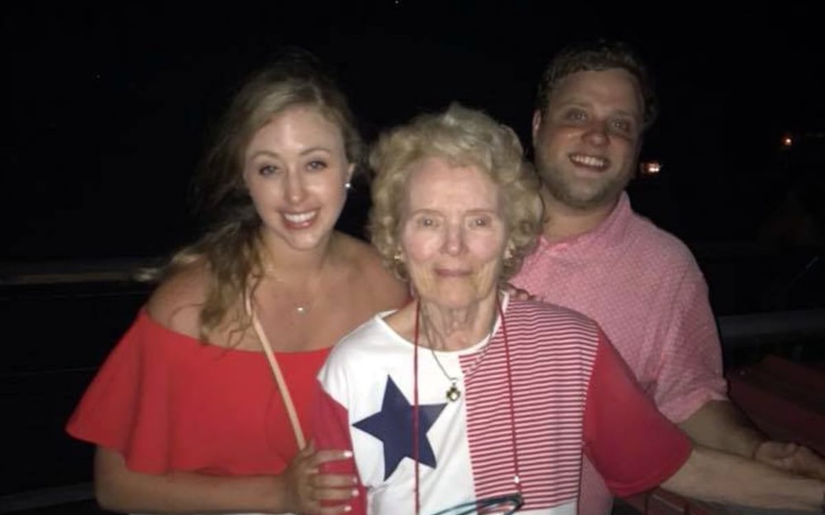 Mujer vistió por 25 años la bandera de Panamá sin saberlo