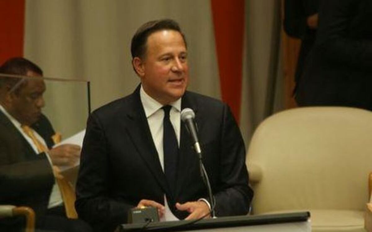 Varela pedirá a EU extienda licencia a diarios de Waked, La Estrella y El Siglo