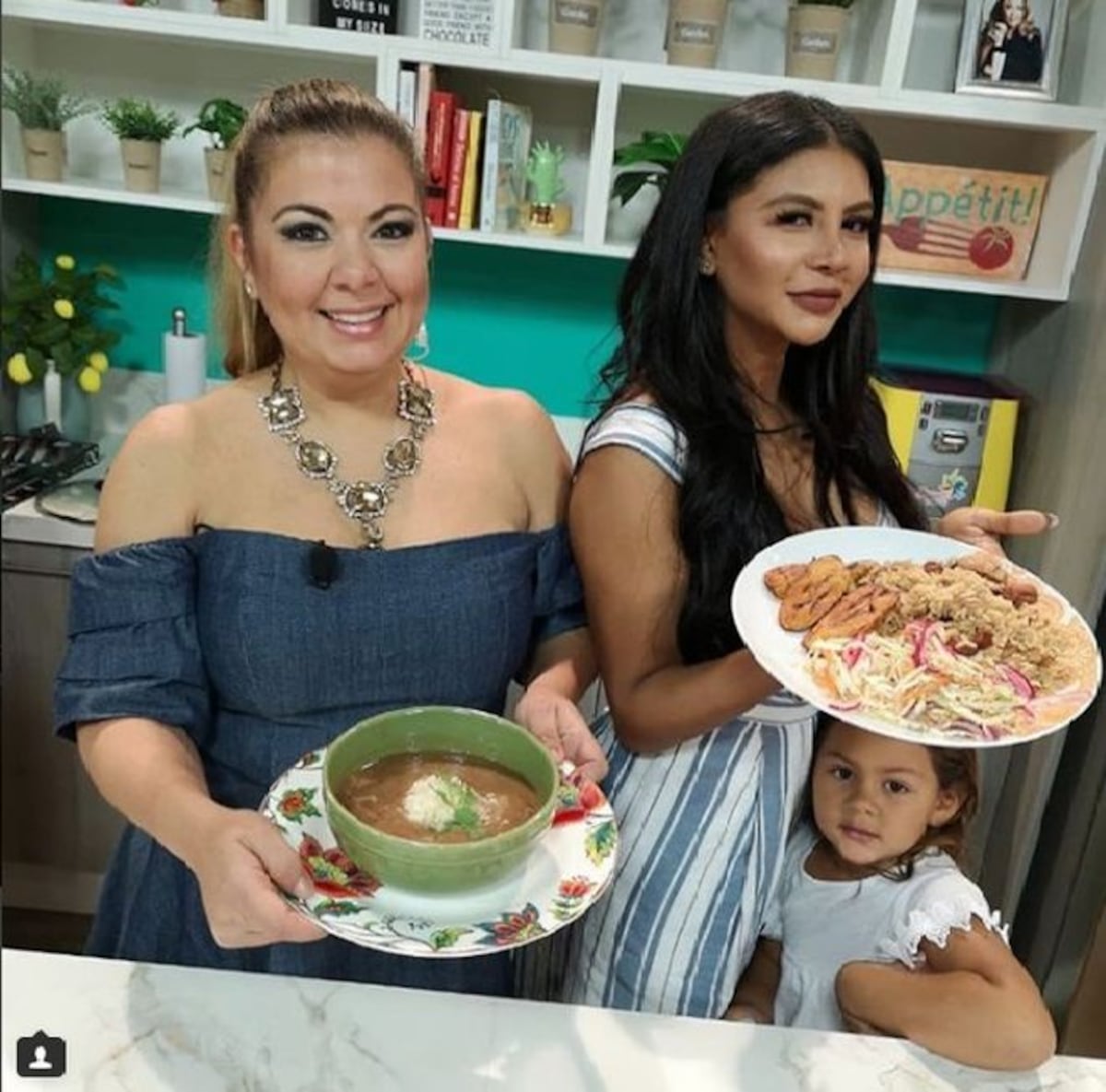 'No me he acostado con nadie para llegar aquí': Presentadora de TV Lola Díaz