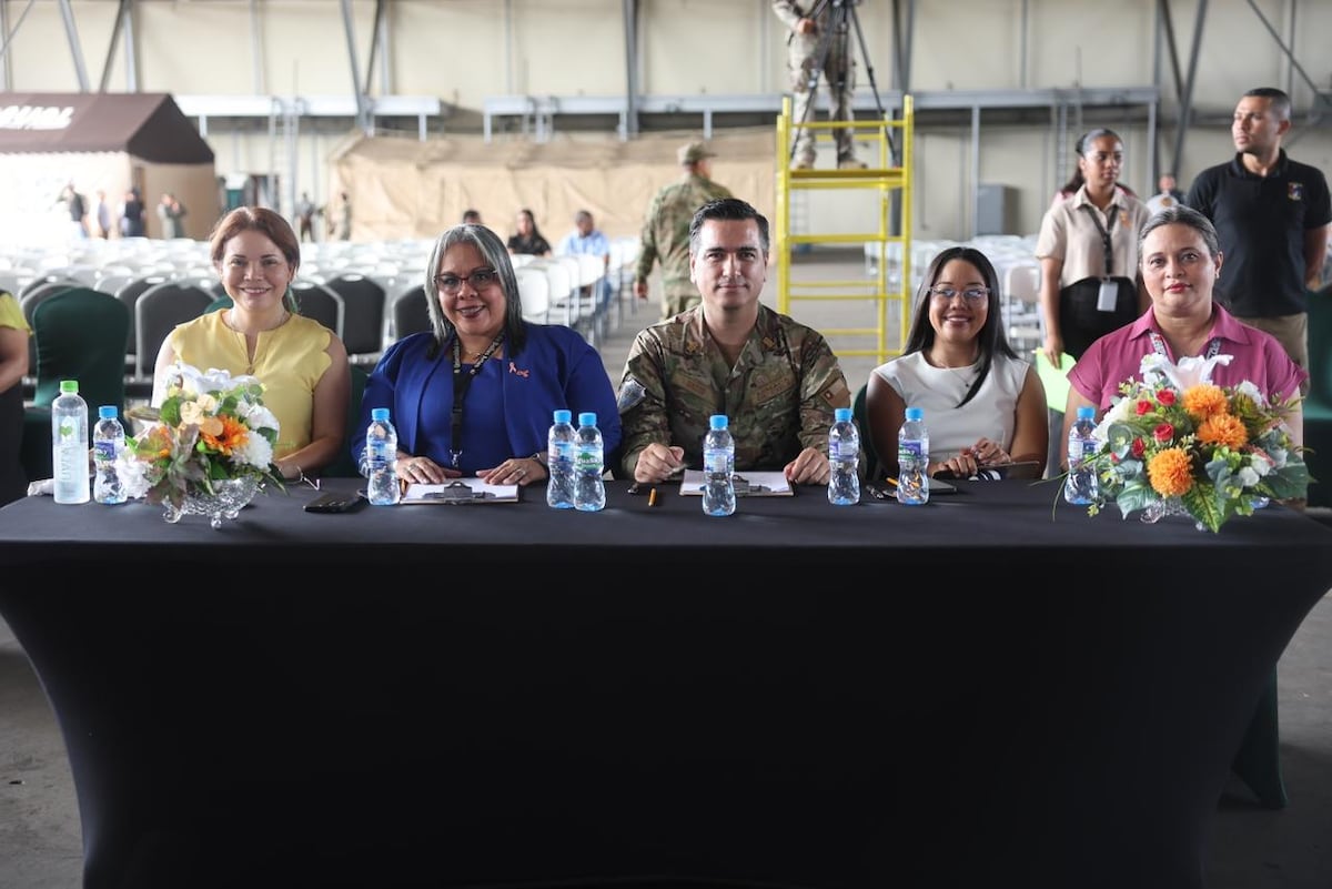 Estudiantes del Minseg le ponen corazón a la prevención del suic!di0