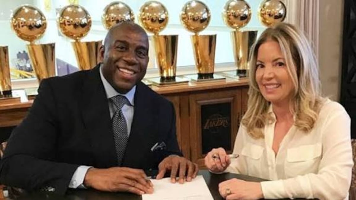 Del plan abortado de la FIFA a la compra récord de los Lakers