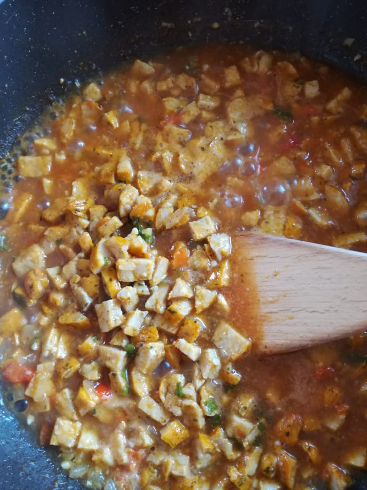 Delicioso. La receta de los patacones rellenos con el nuevo chorizo panameño de pollo Melo