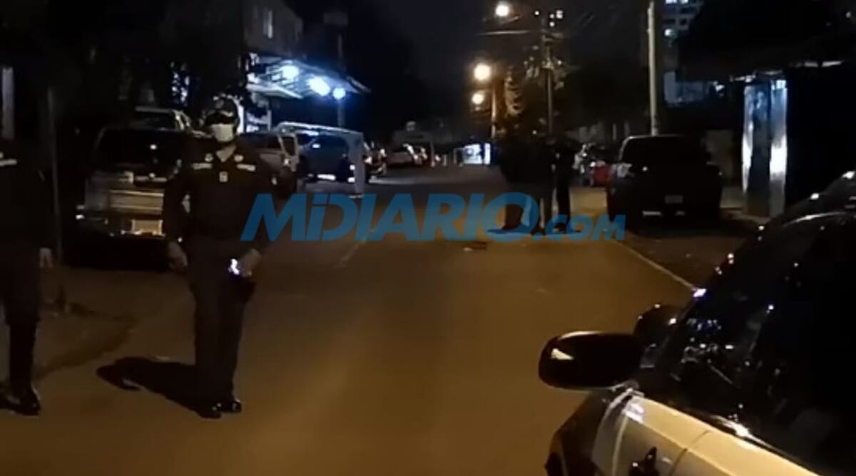 Balacera. Un hombre fue asesinado a tiros frente a una tienda en Panamá Viejo. Video