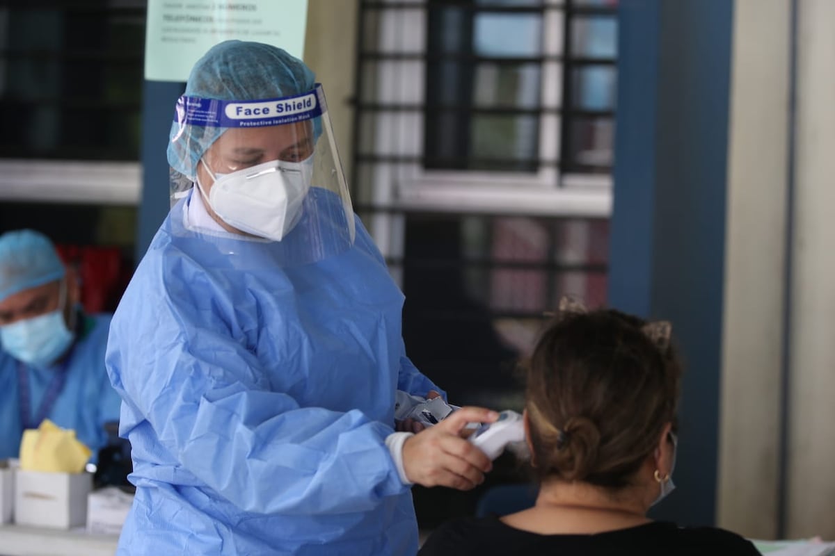 Las cifras de casos nuevos no bajan. Panamá reporta 1,003 contagios por la covid- 19