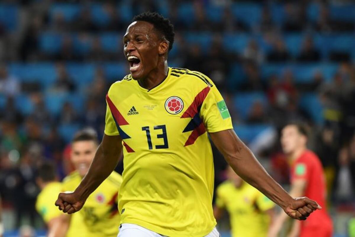 El colombiano Yerry Mina cuenta cómo Messi y Suárez le quitaban $60 diarios