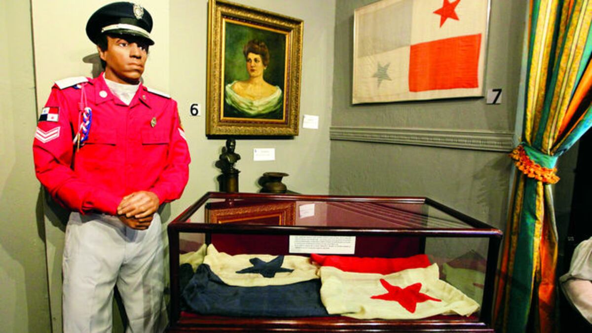 Bandera de 1903 viaja a Madrid: Así será el histórico traslado desde Panamá”