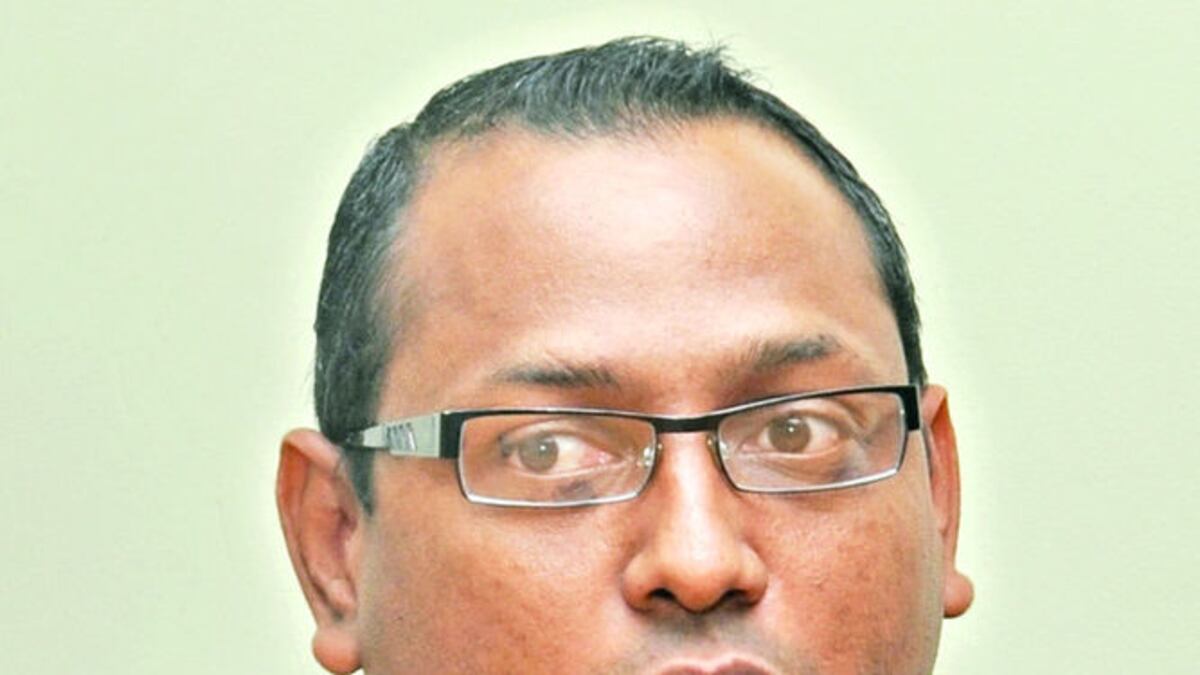 Para apagar el fuego. La atrevida respuesta del diputado Pineda a Lombana