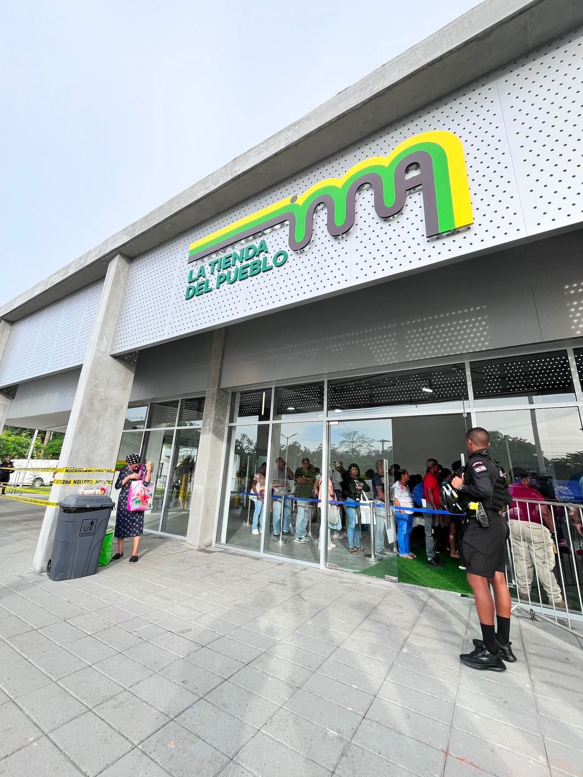 IMA inaugura nueva Tienda del Pueblo que cambia la forma de comprar alimentos frescos y económicos en Alcalde Díaz