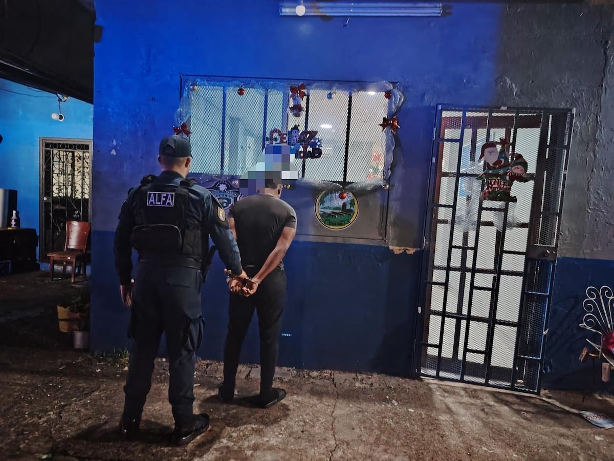 Escapó de milagro: ciudadano es detenido con arma de fuego en Cativa