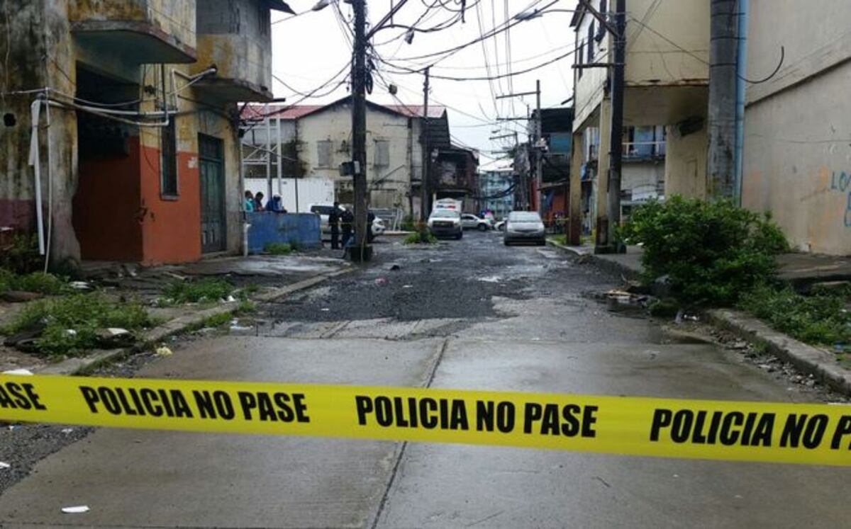 Asesinan a hombre de varios impactos de bala en la cabeza y el cuerpo 