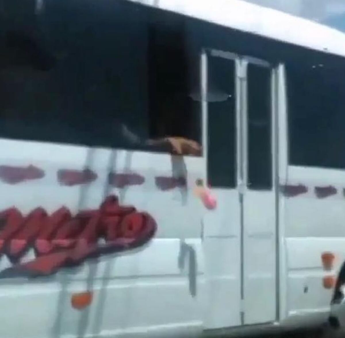 ¡AY, MADRE! Panamá Metro se embellaca tras video viral