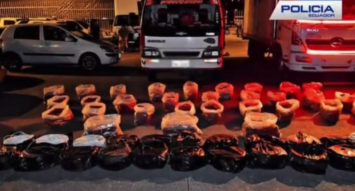 Explosivos en la frontera: Capturan a pareja en Ecuador rumbo a Colombia