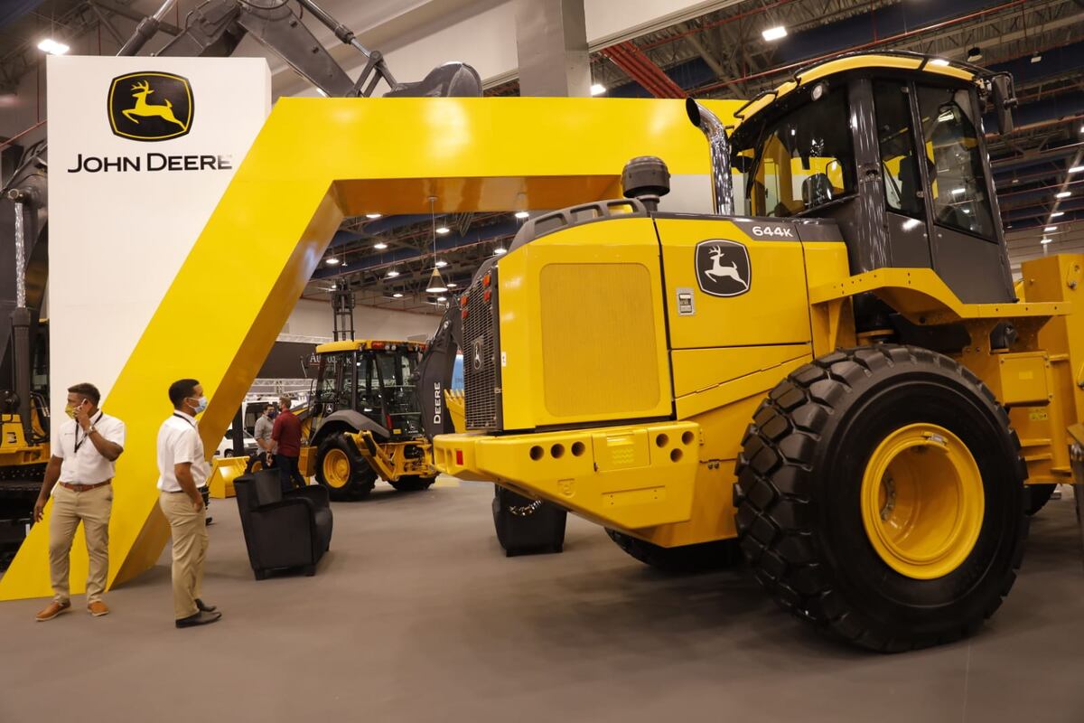 Inaugura Expo Máquina 2022 