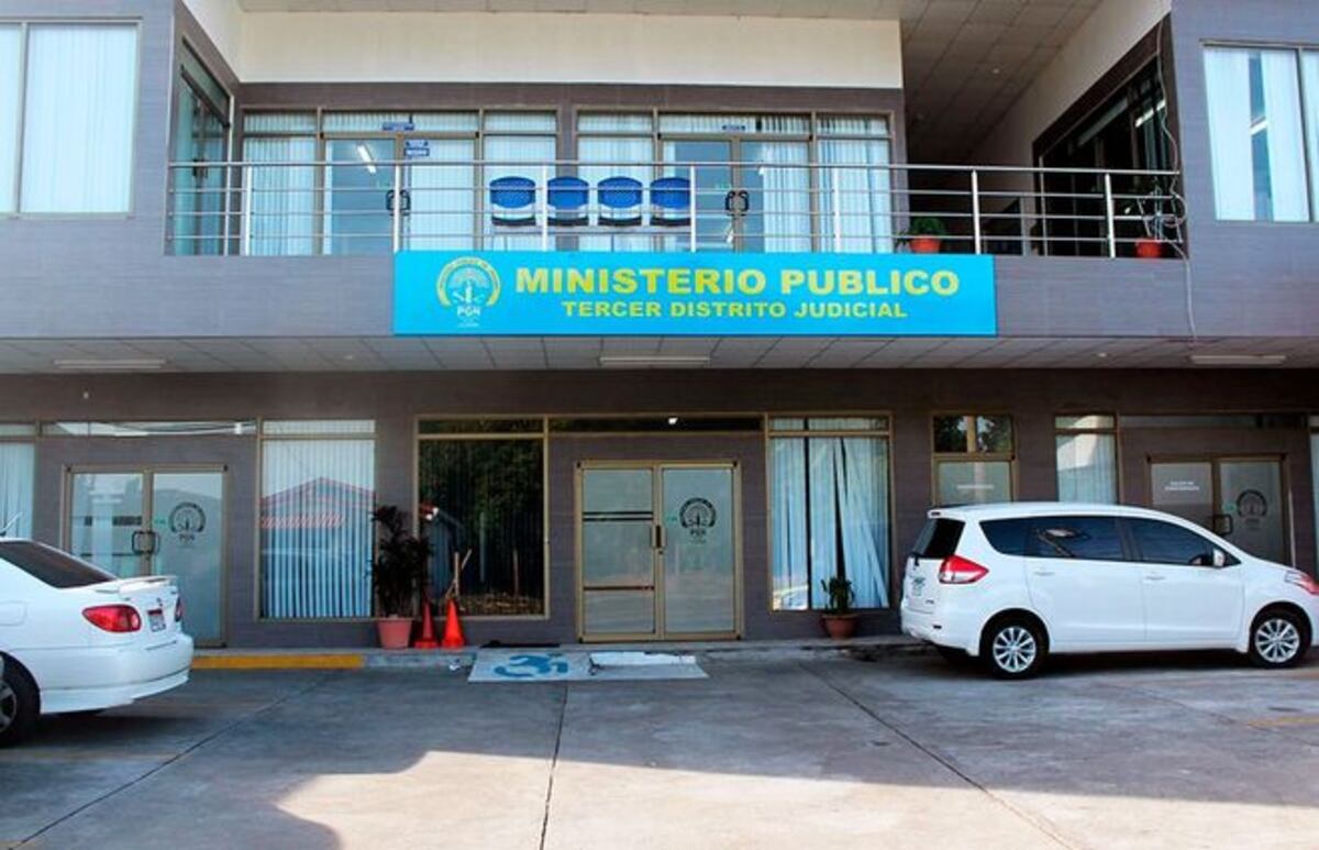 Le dispararon a taxista en la cabeza en la 24 de diciembre. Condenan a dos 