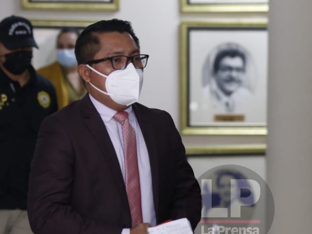 Urge acabar con juicios especiales. Diputado Vásquez se pronuncia por caso Arquesio Arias