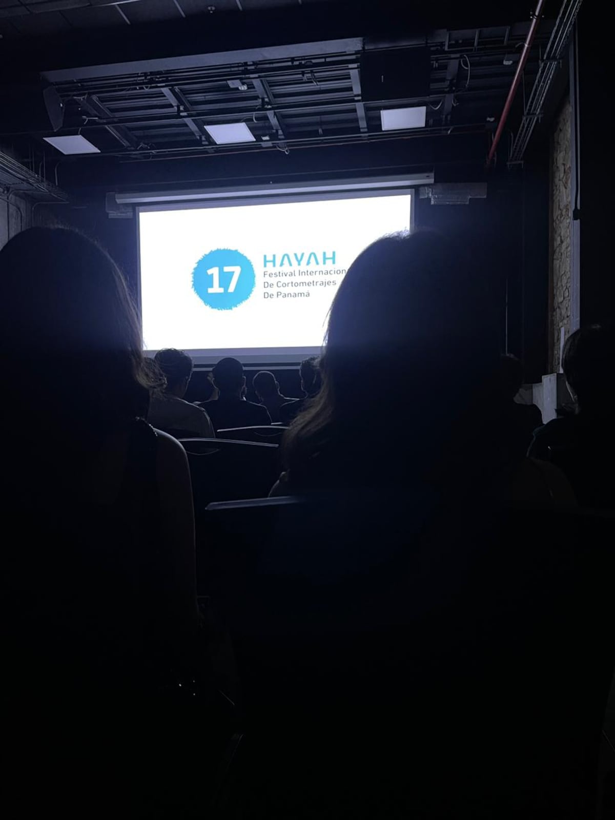 El Festival Internacional de Cortometrajes Hayah 2025 arranca con magia en pantalla y cortos de todo el mundo