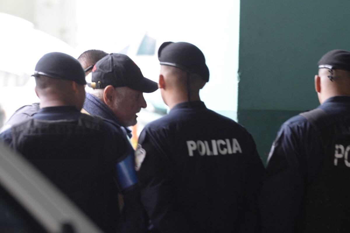 Testigo en caso “pinchazos” revela seguimiento a Castalia Pascual, Balbina Herrera, Mauro Zúñiga para grabar o escuchar lo que hacían.