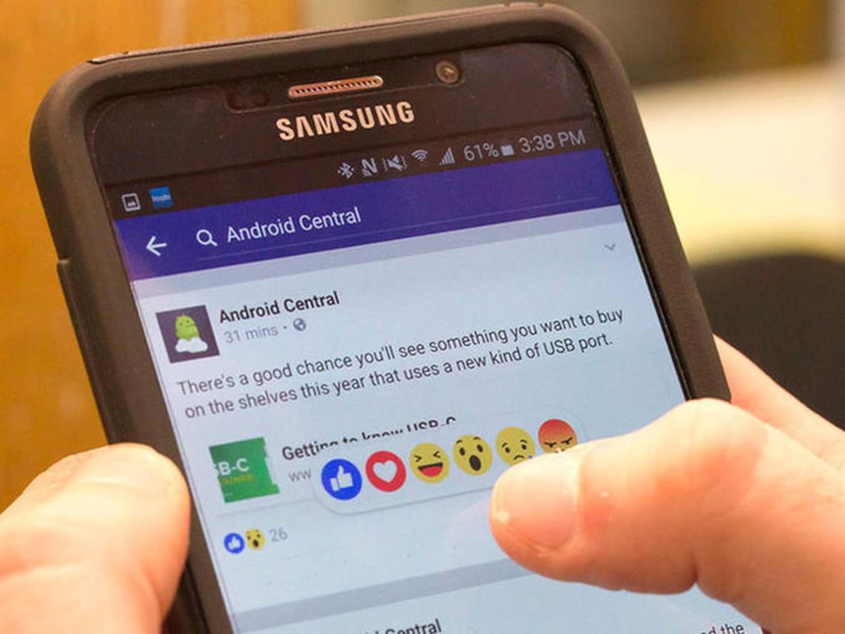 Extorsionan a adulta mayor por fotos íntimas con $20 mil. La sedujo por Facebook