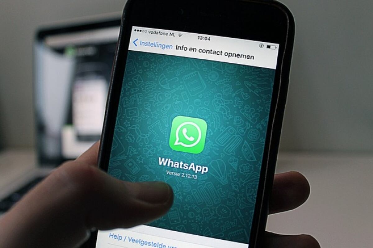 La publicidad llegará a WhatsApp y por fin sabemos cómo será