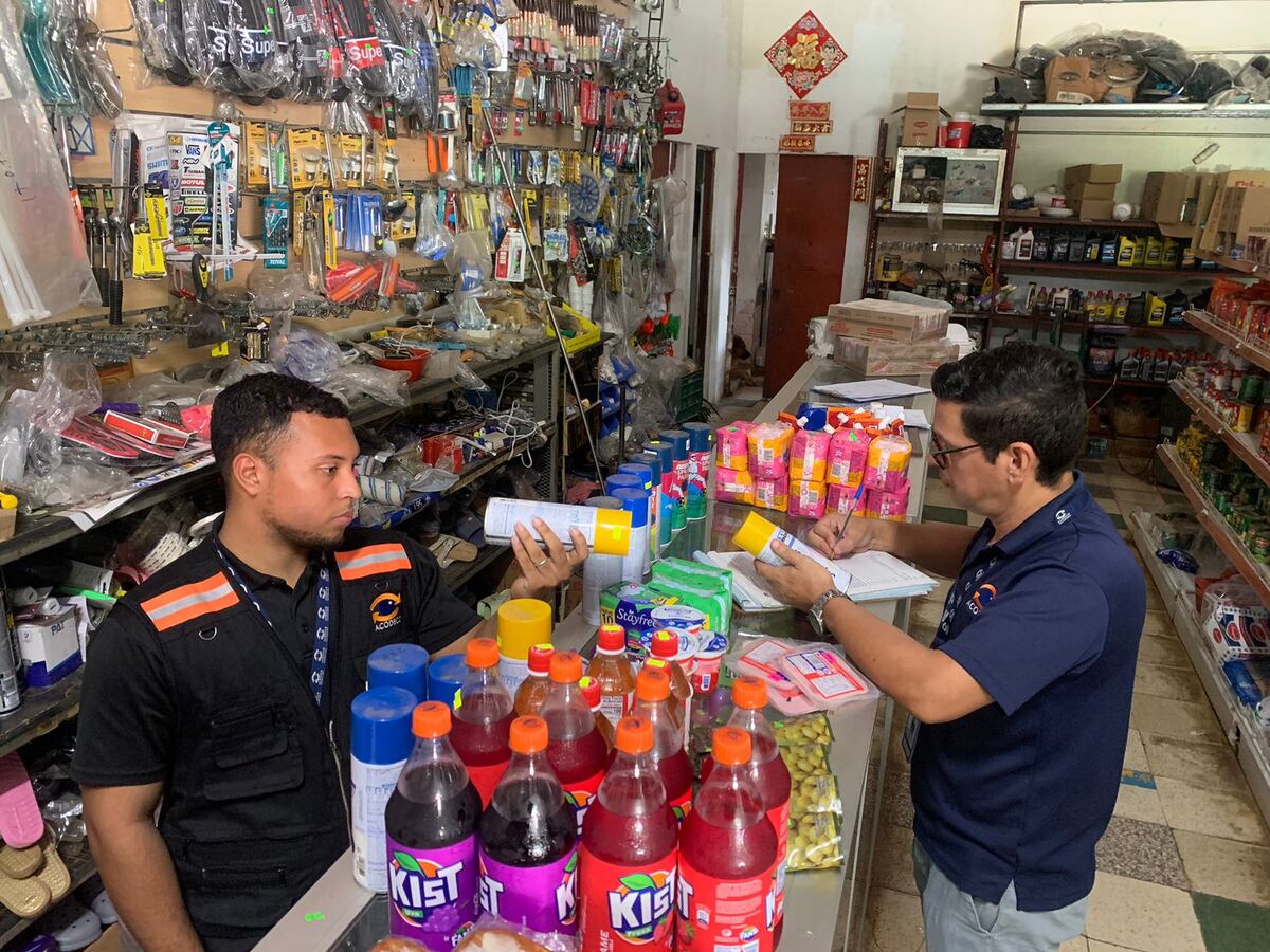 En Tolé decomisan productos vencidos y Acodeco refuerza la protección al consumidor